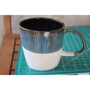 Orly Maison Blue White Drip Glaze Ribbed Ceramic‎ Coffee Mug New York